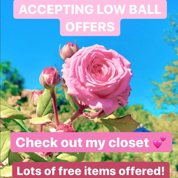 Bundle to save 💕 trying to clear out my closet! - Picture 1 of 1